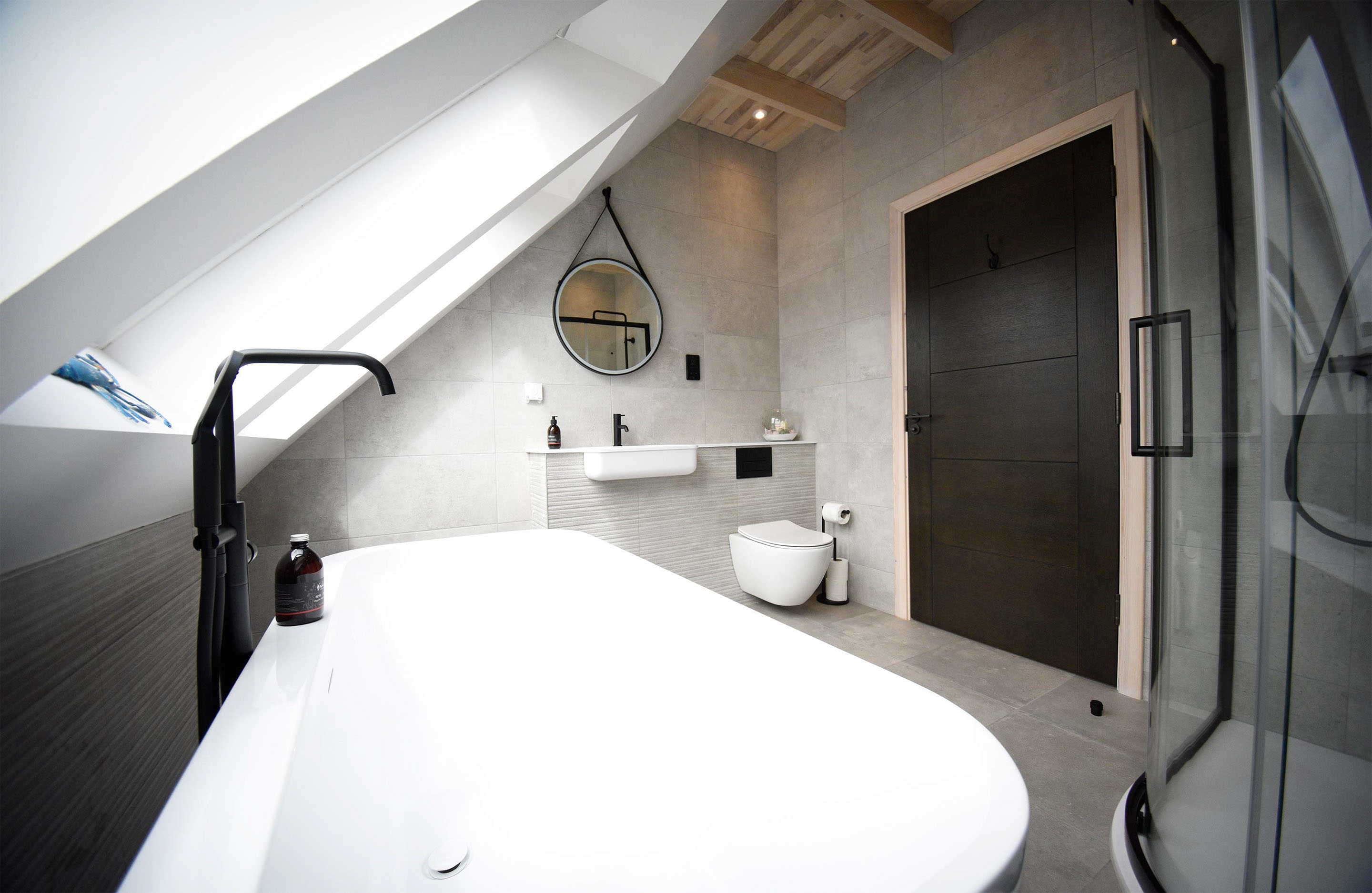 Our self catering accommodation in Portree contains luxury bathrooms with bath shower heated towel rail sink and toilet