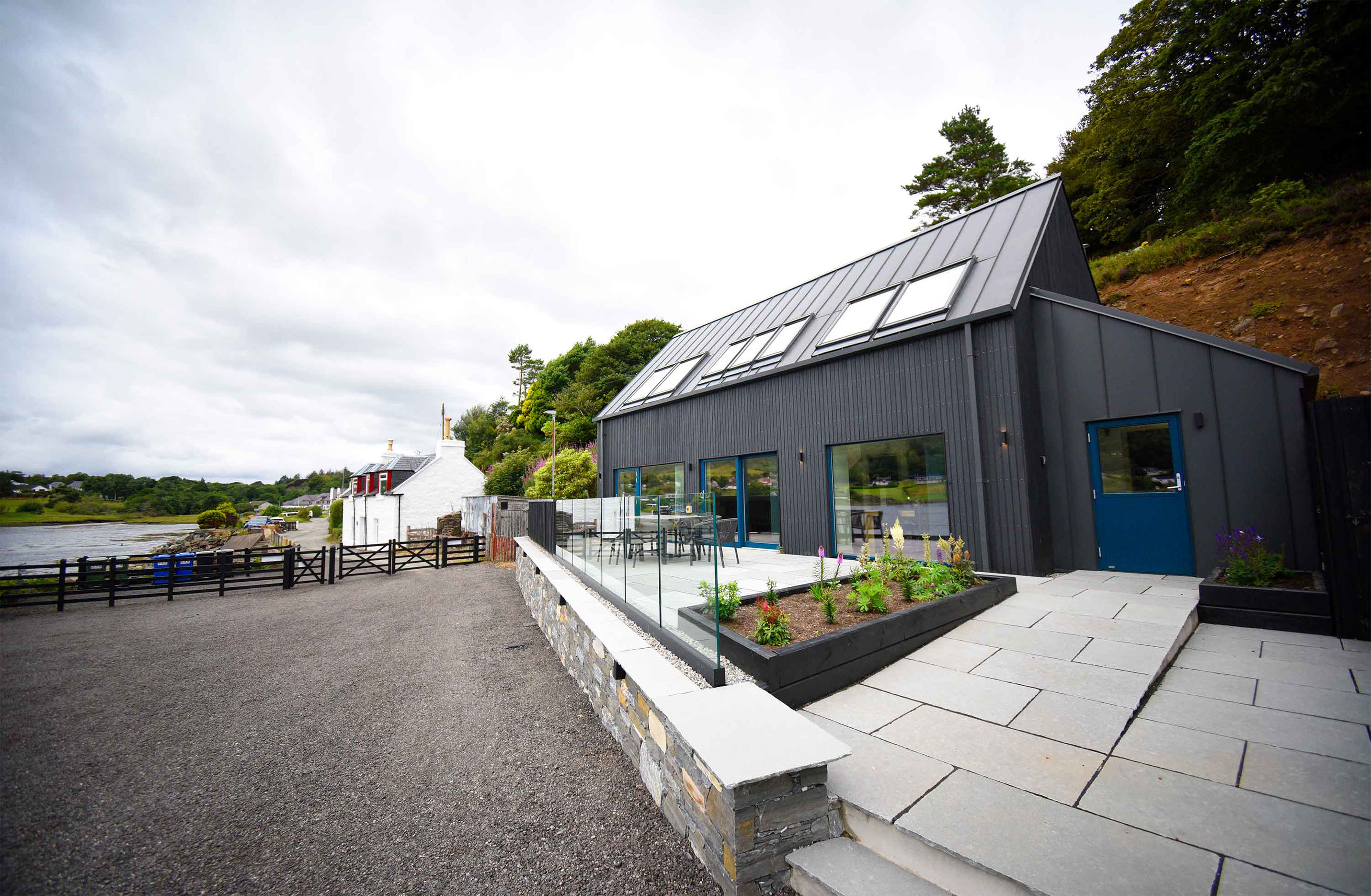 Enjoy a peaceful location when you stay at Stay in Portree Bay luxury self catering accommodation with private parking